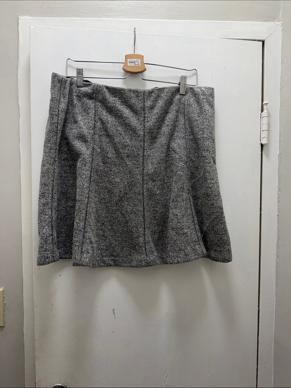 LOFT Gray Textured A-Line Skirt